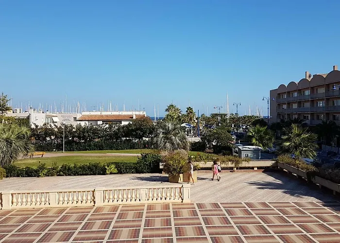 Residence Port Hyeres Les Palmiers