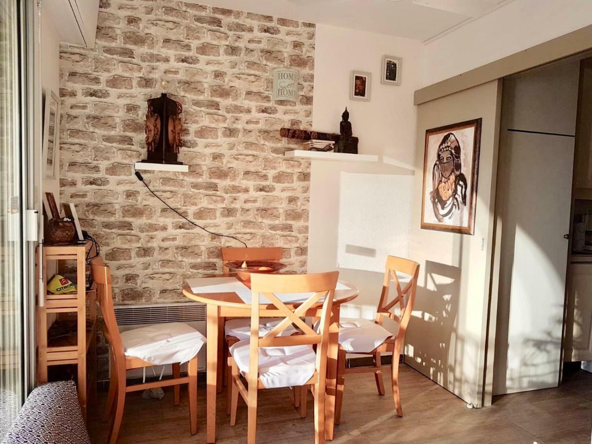 Port Les Palmiers Apartment